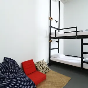 2* Hostel Sharespace Bali